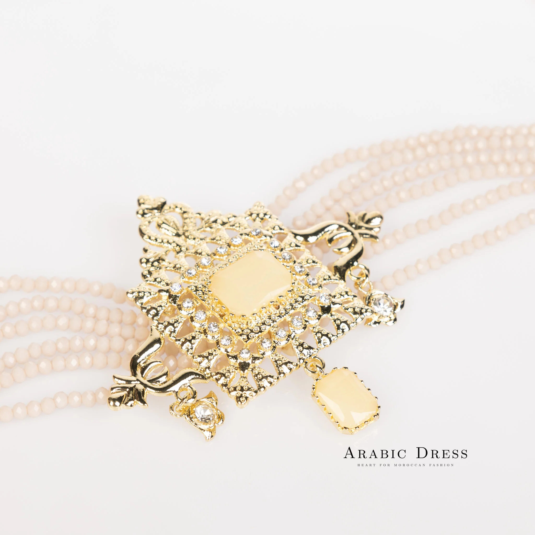 Creme Youra Necklace set