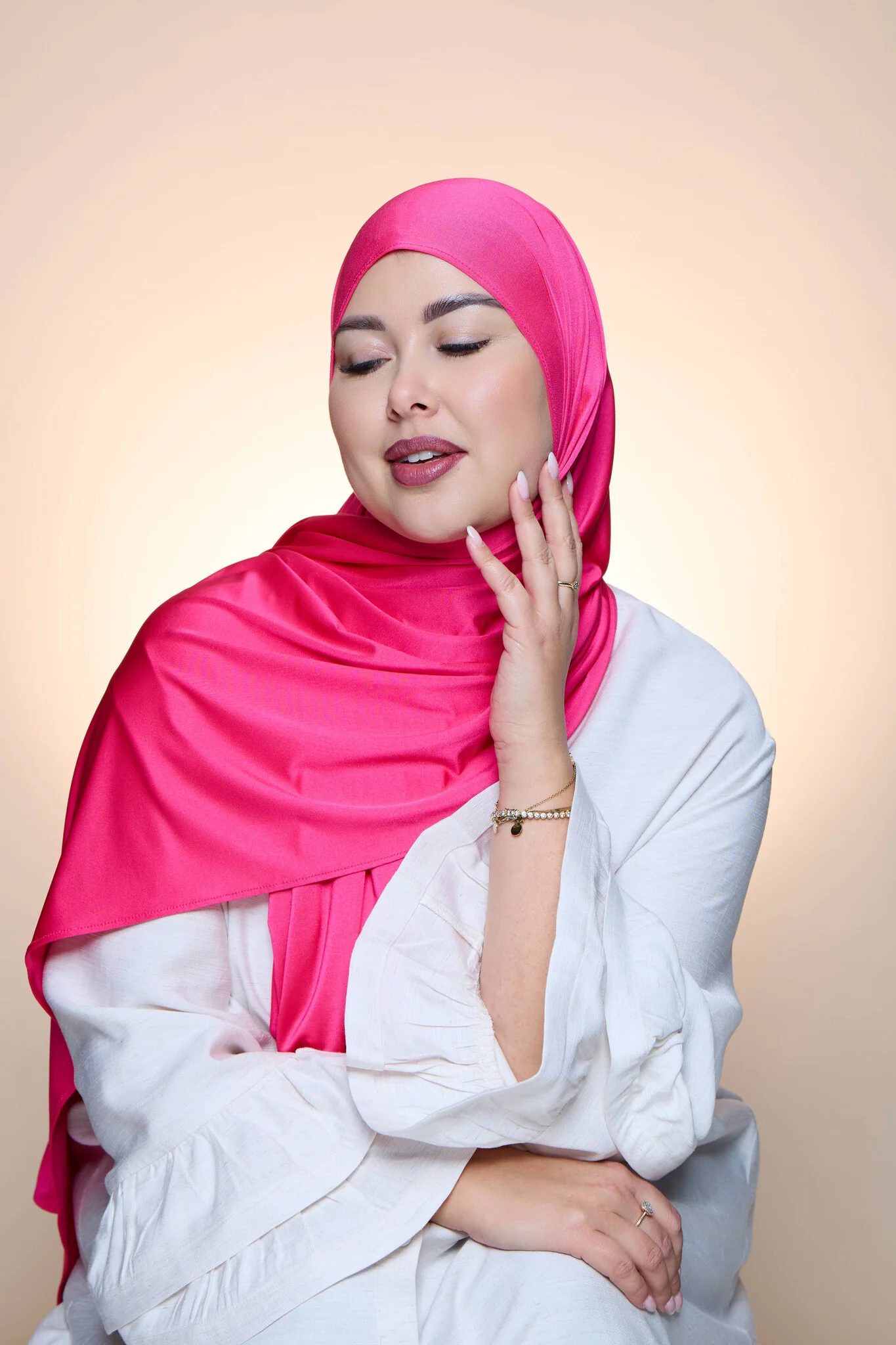 Hijab Premium Satin  Mae  Ruby Pink - Image 2