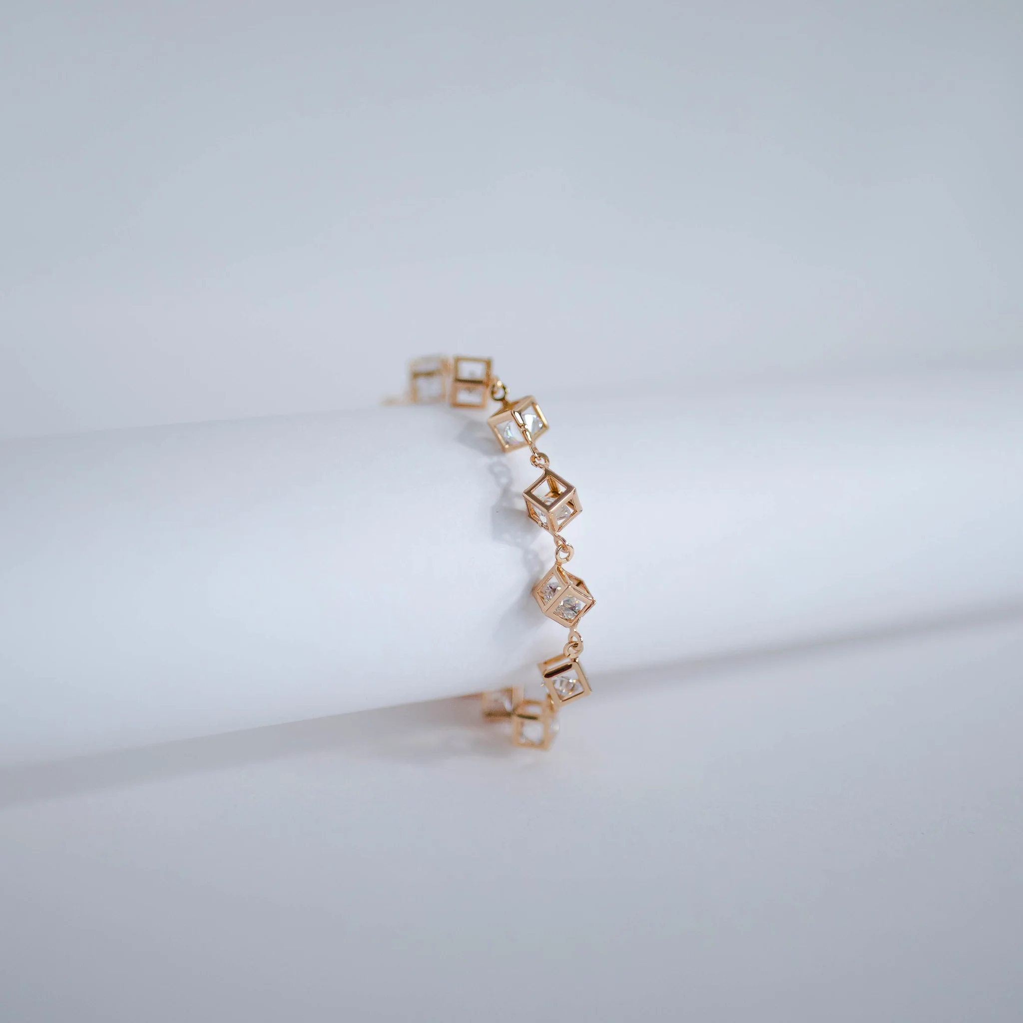 NU GOLD BRACELET