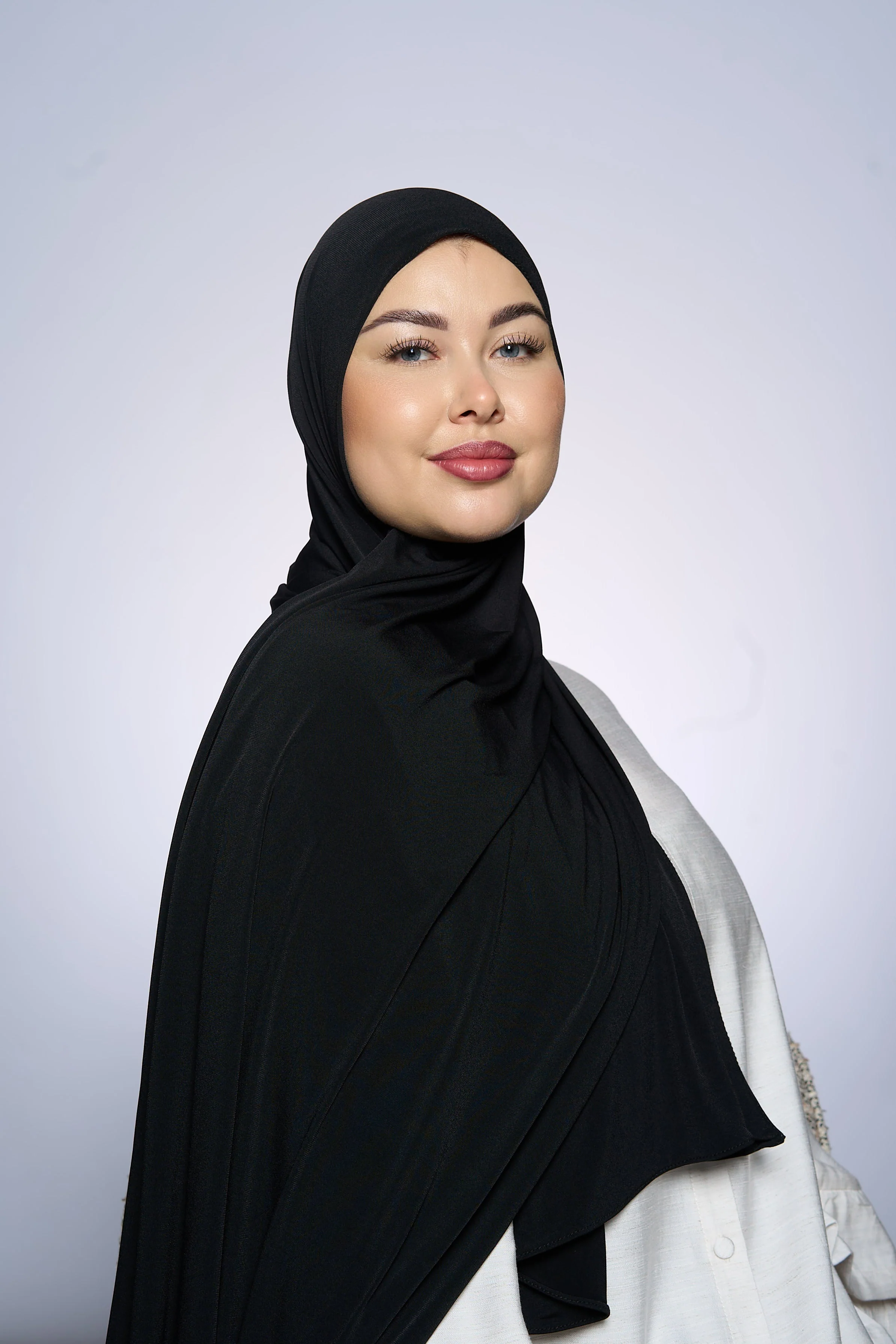 Premium Jersey Hijab Fin - Black - Image 3