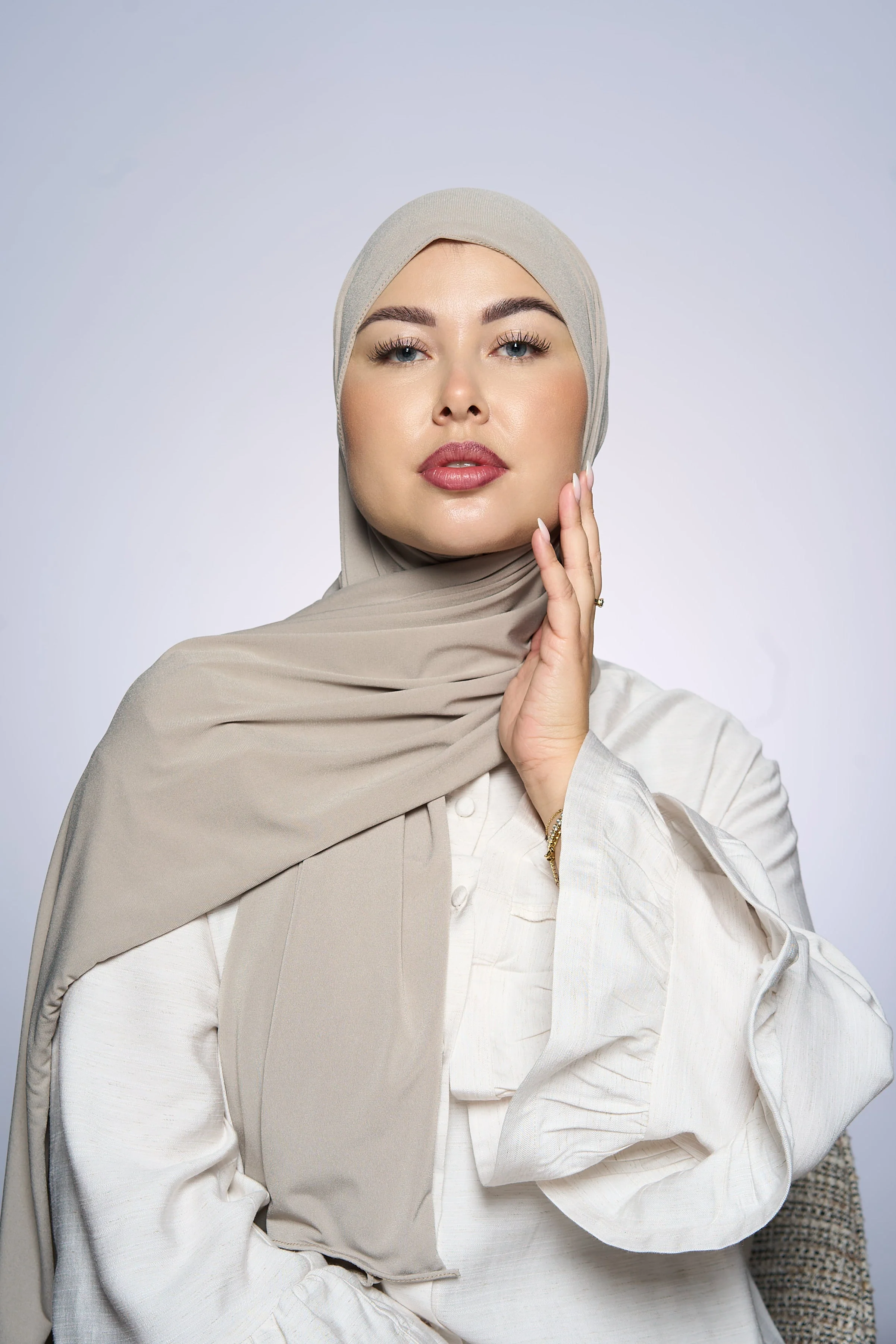 Premium Jersey Hijab Fin - Dark Almond - Image 2