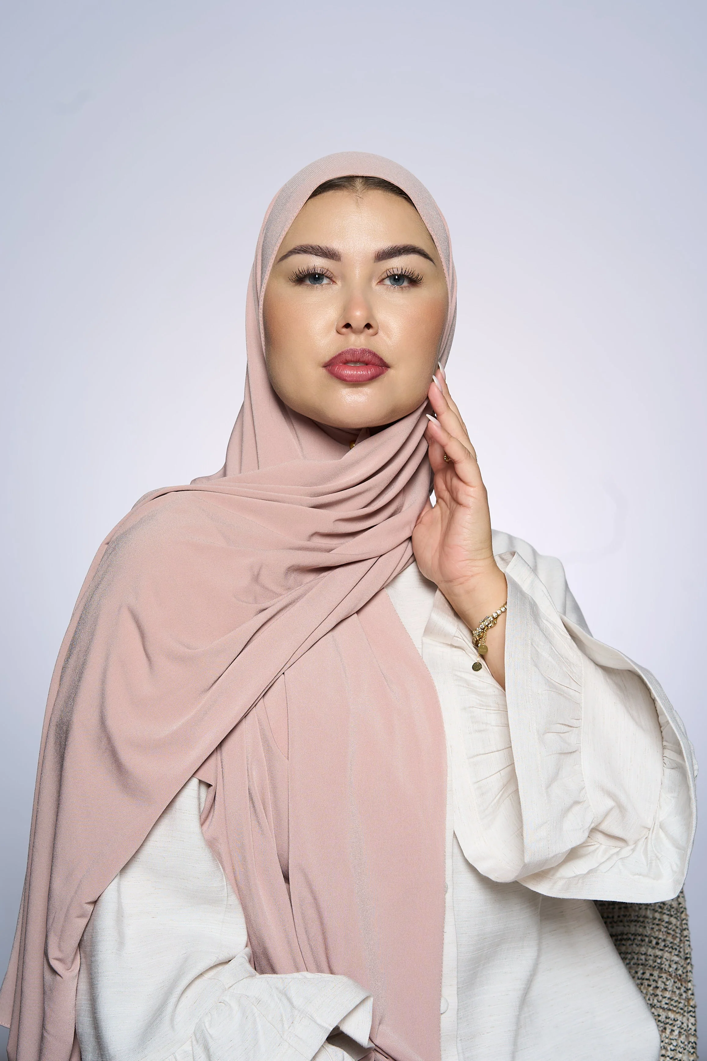 Premium Jersey Hijab Fin -  Medium Tanny - Image 3