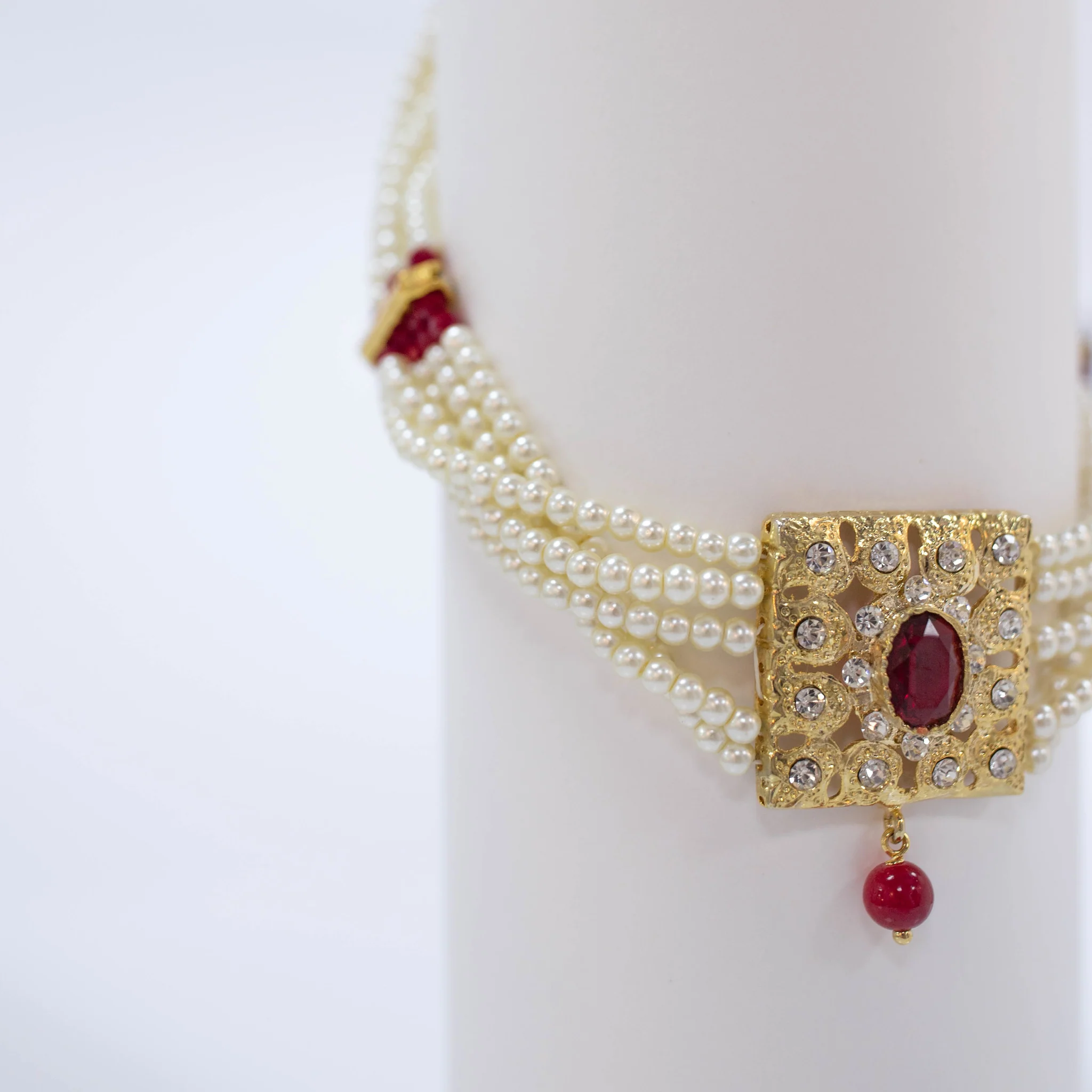 RED WHITE PEARL NECKLACE LIA - Image 2