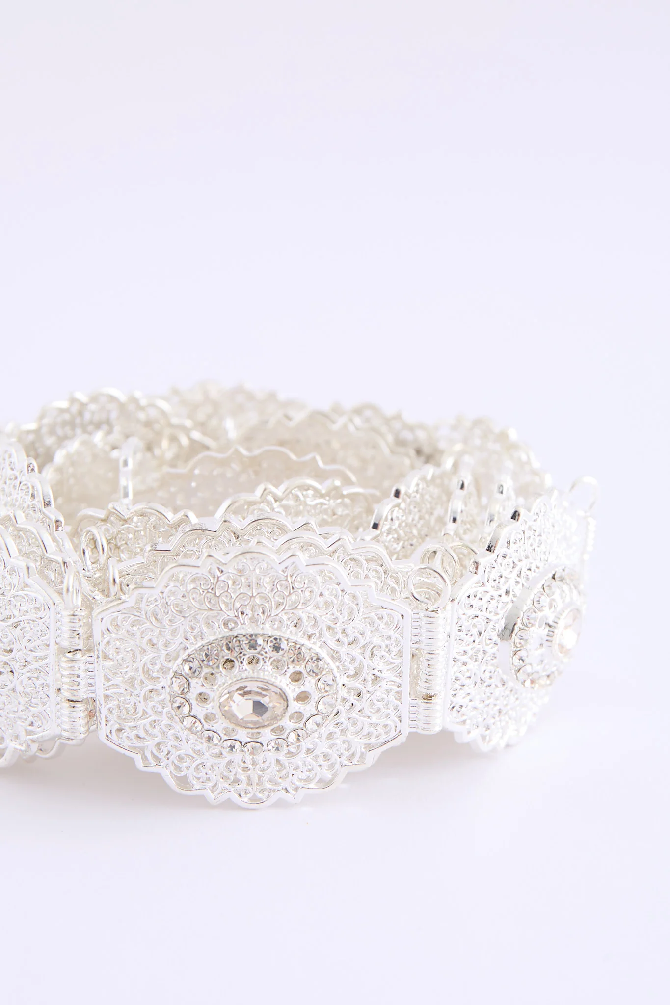 Suji Silver - Image 3